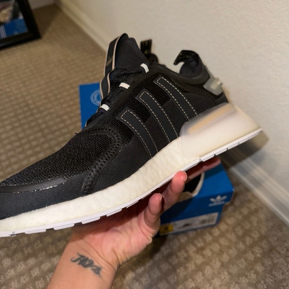 Adidas Black Sneakers NMD_V3 Womens Shoes NEW size 8 - Picture 9 of 13